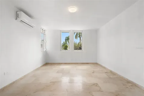91 Limoncillo Street San Juan PR 00907