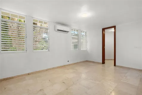 91 Limoncillo Street San Juan PR 00907