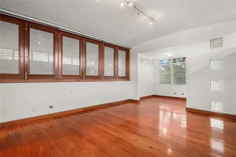 91 Limoncillo Street San Juan PR 00907