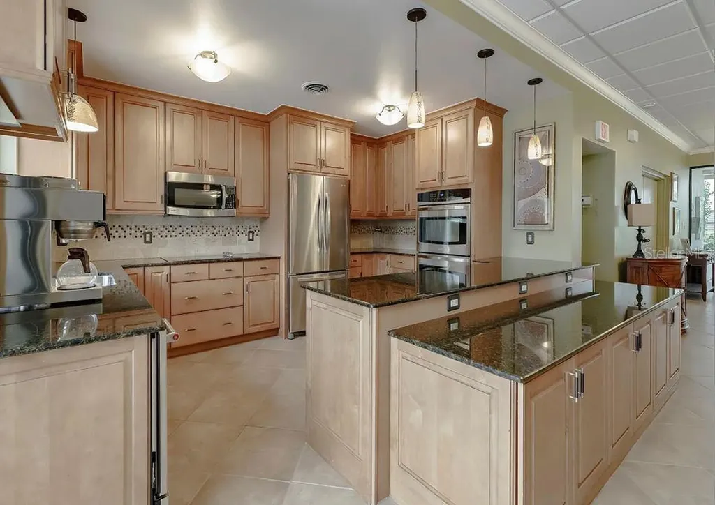 1316 Pasadena Avenue S South Pasadena FL 33707