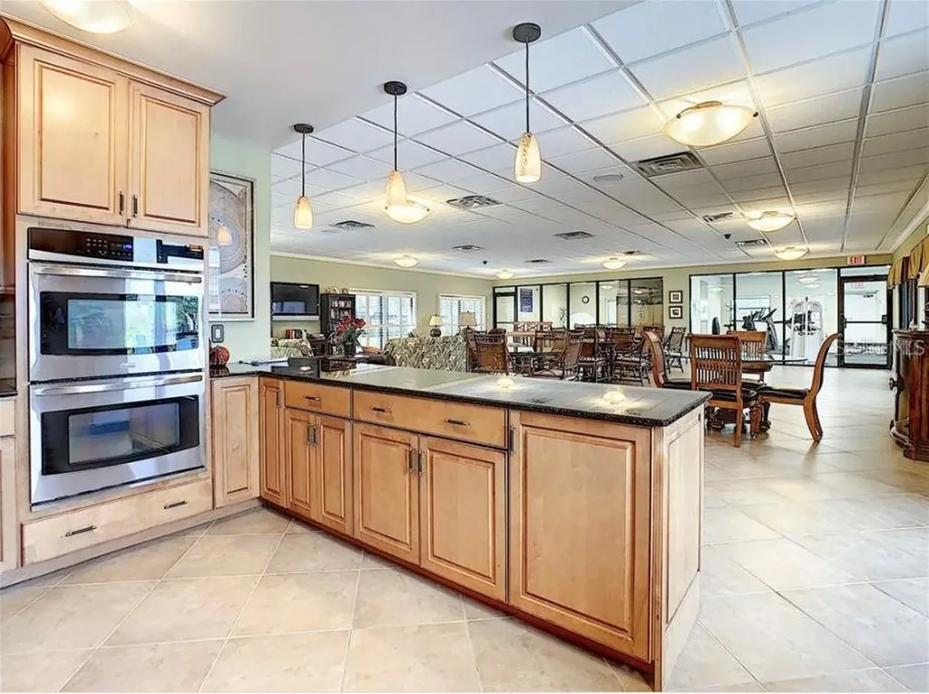 1316 Pasadena Avenue S South Pasadena FL 33707