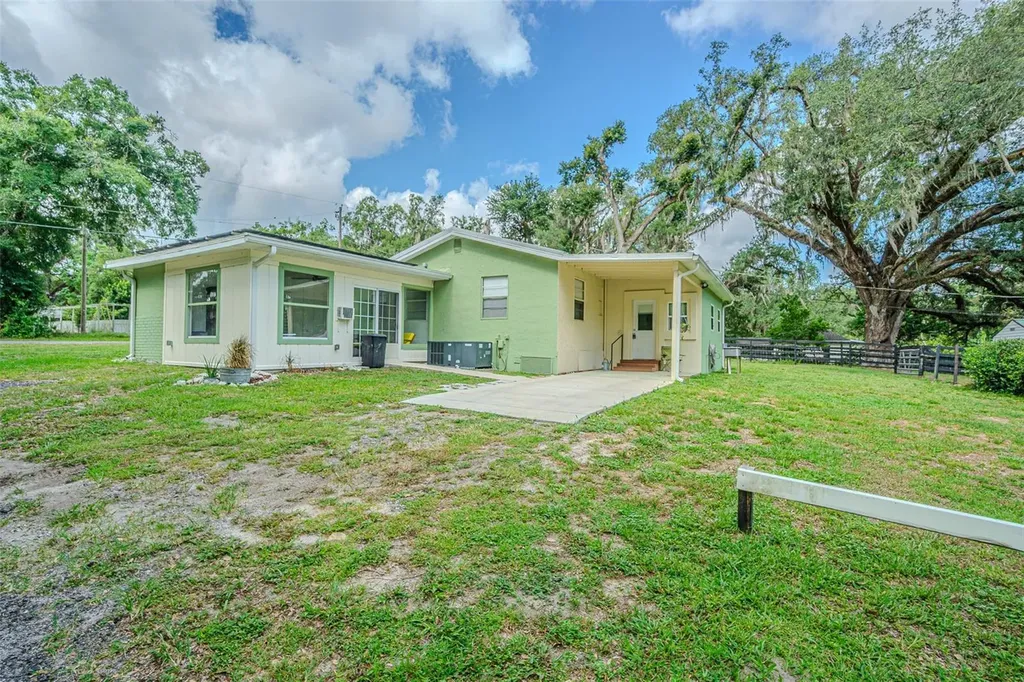 34723 Missionary Road Dade City FL 33525