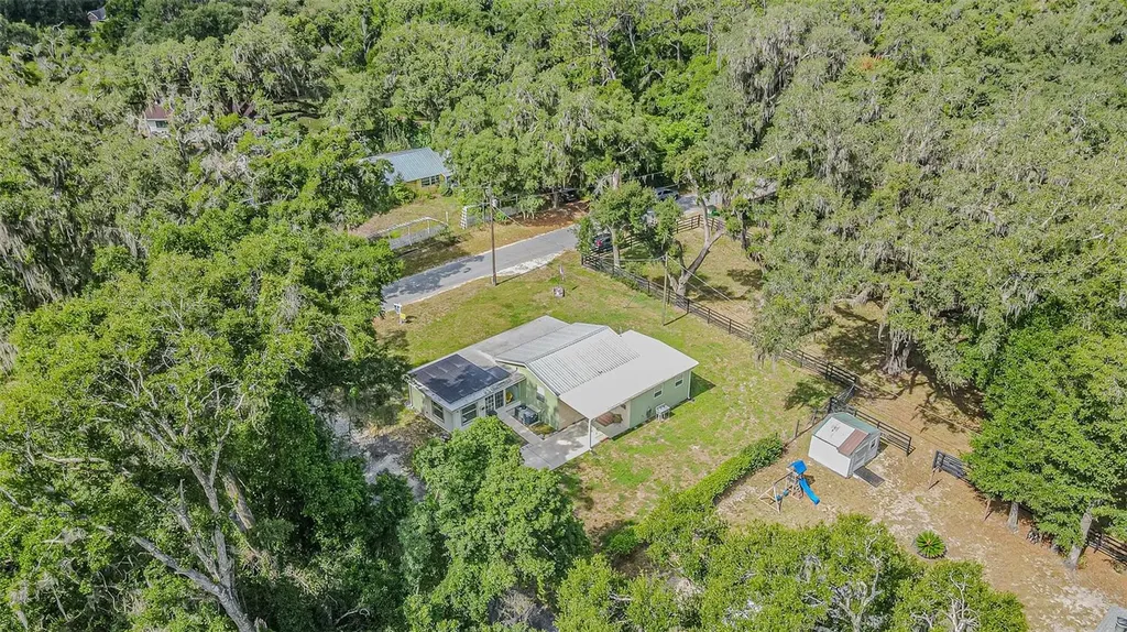 34723 Missionary Road Dade City FL 33525
