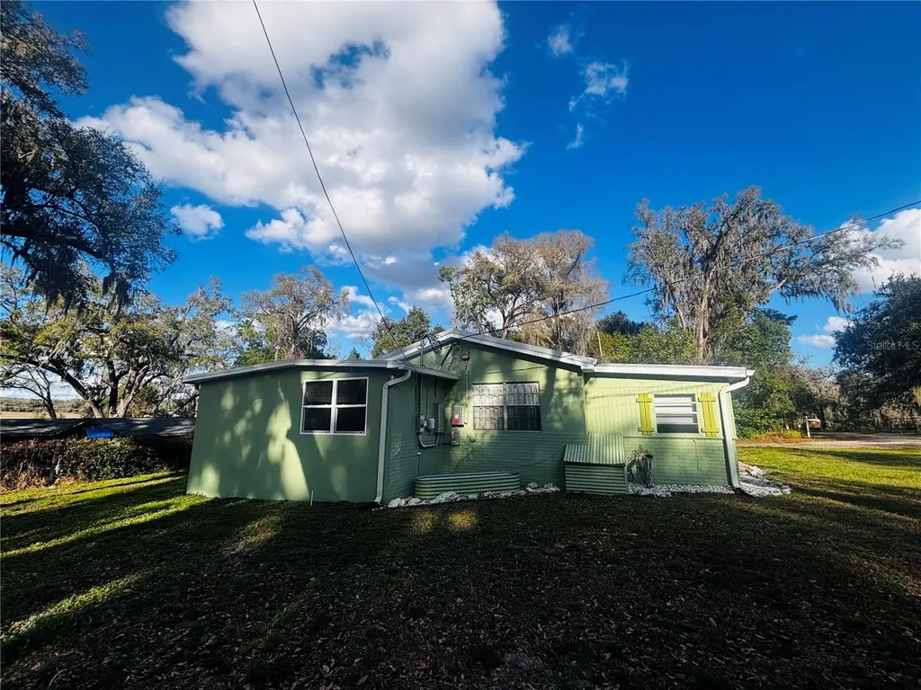 34723 Missionary Road Dade City FL 33525