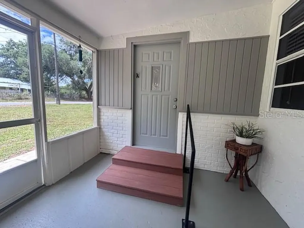 34723 Missionary Road Dade City FL 33525