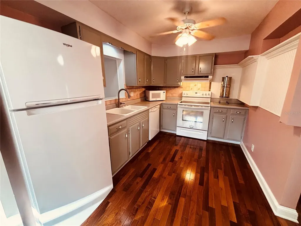 34723 Missionary Road Dade City FL 33525