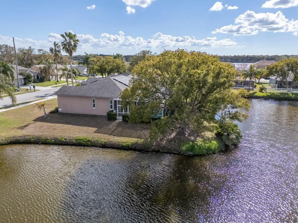 835 Christina Circle Oldsmar FL 34677