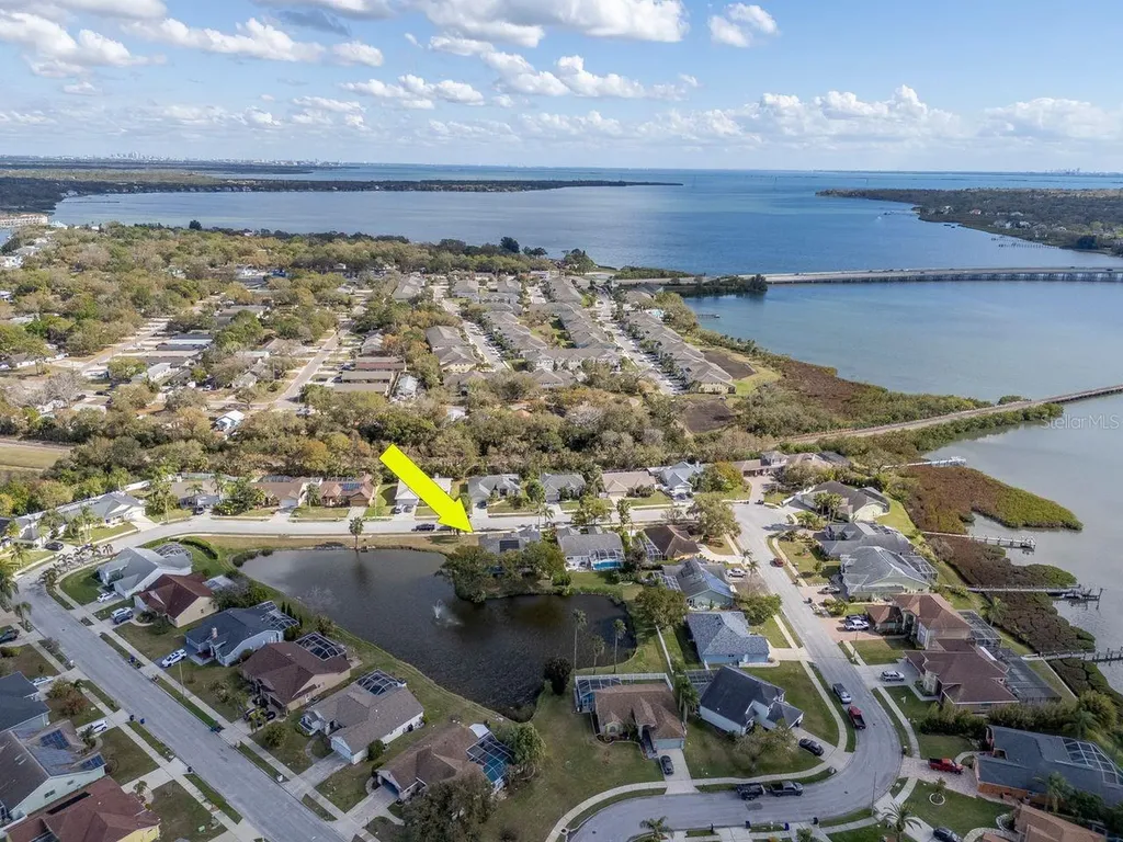835 Christina Circle Oldsmar FL 34677