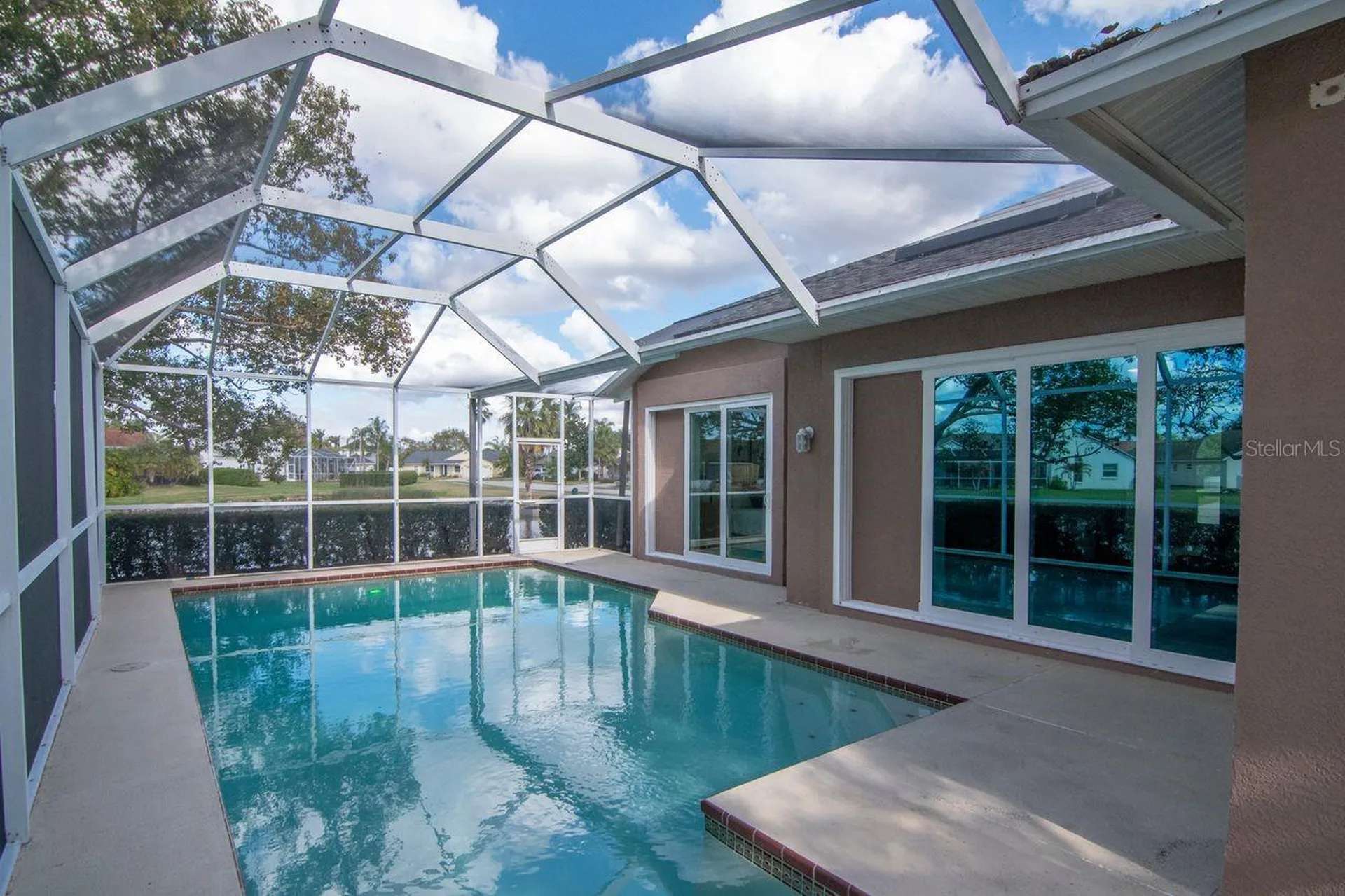 835 Christina Circle Oldsmar FL 34677