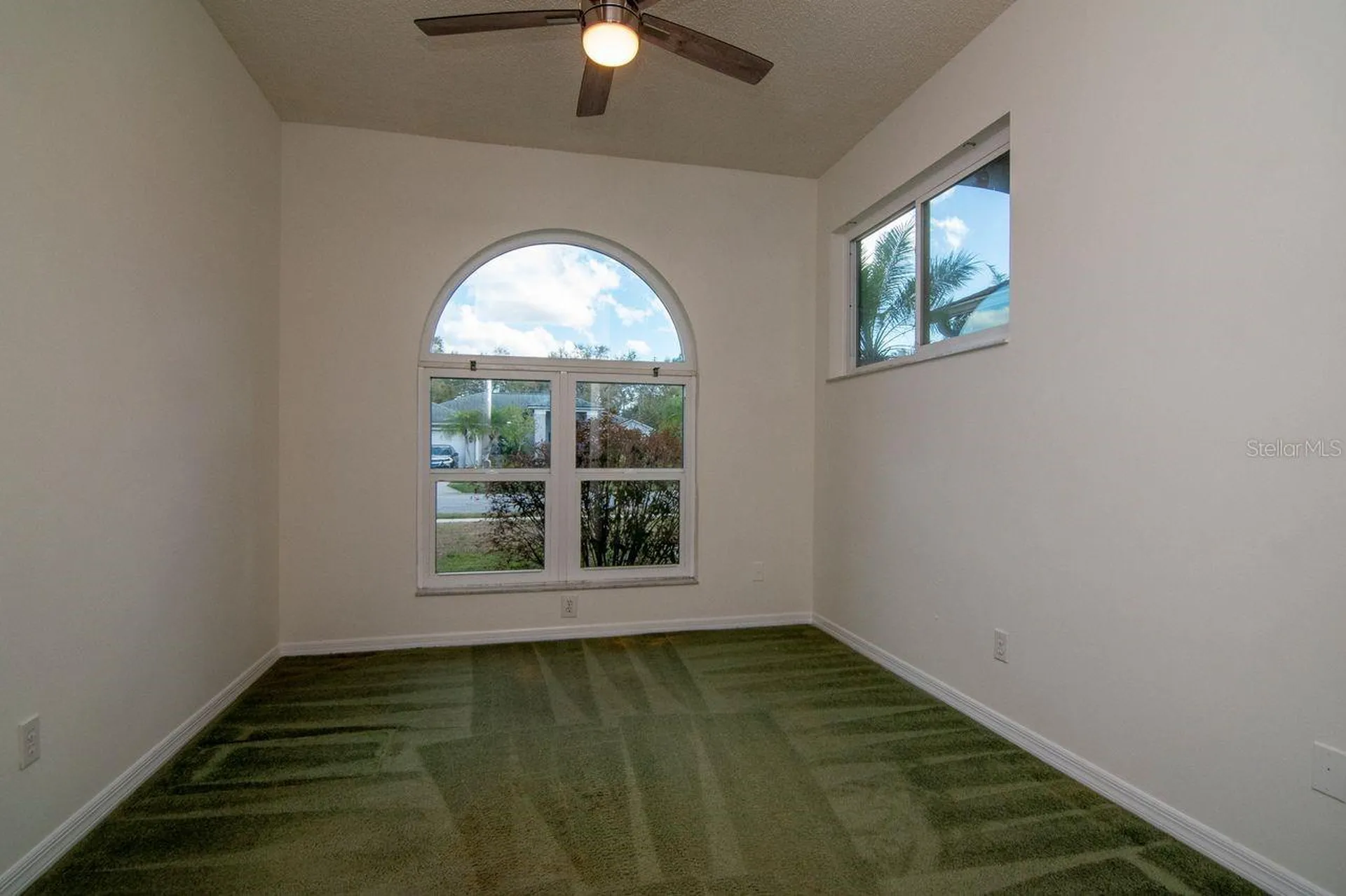 835 Christina Circle Oldsmar FL 34677