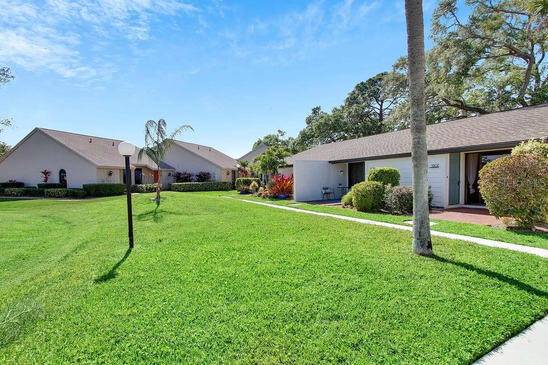 3507 Longmeadow Sarasota FL 34235
