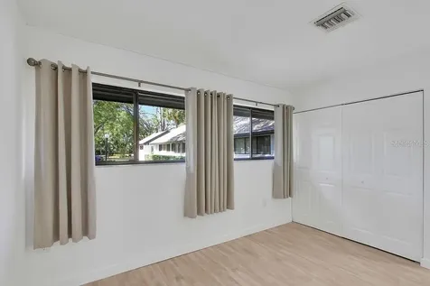 3507 Longmeadow Sarasota FL 34235