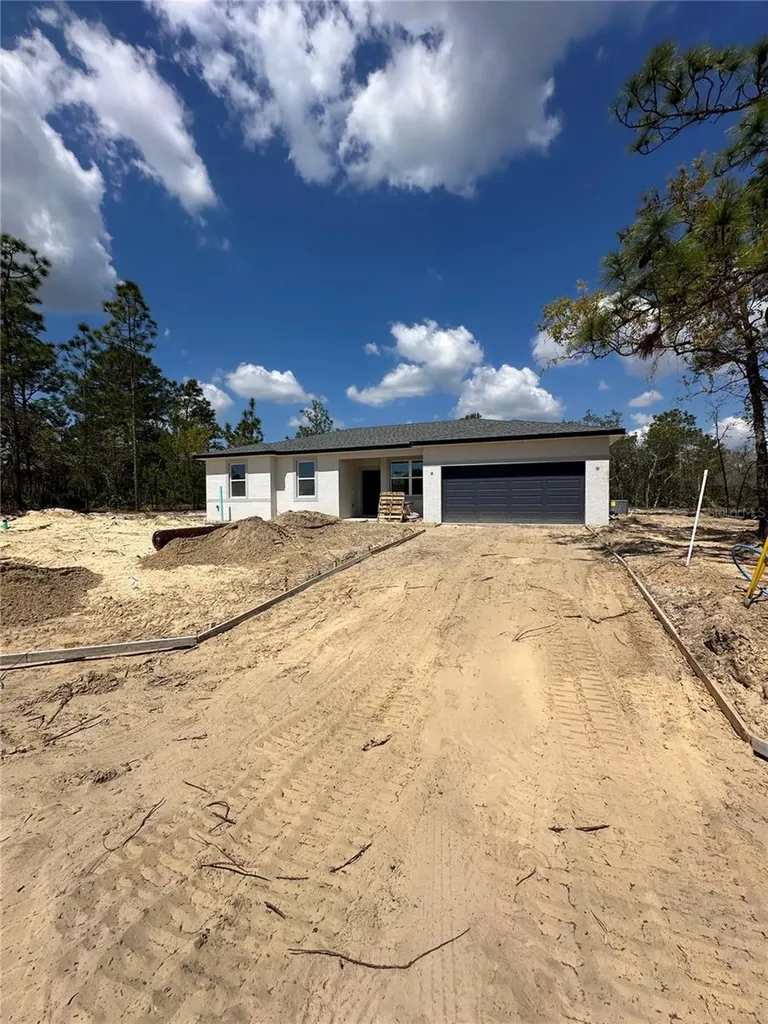 3251 W Kirkwood Place Dunnellon FL 34433