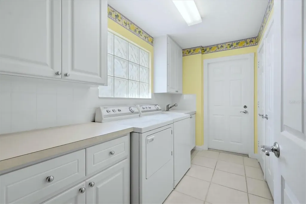 7559 Quinto Drive Sarasota FL 34238