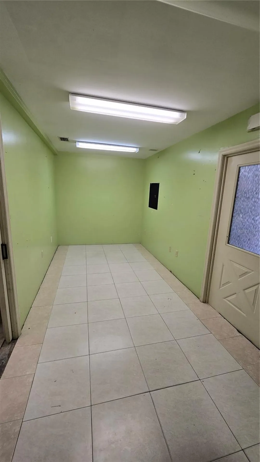 2730 Worth Avenue Englewood FL 34224