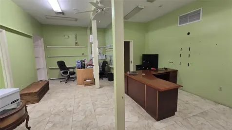 2730 Worth Avenue Englewood FL 34224