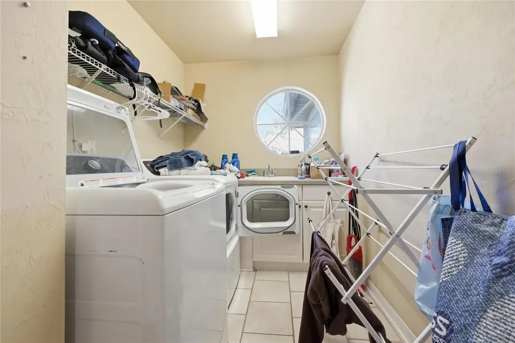 9605 SW 33rd Lane Gainesville FL 32608