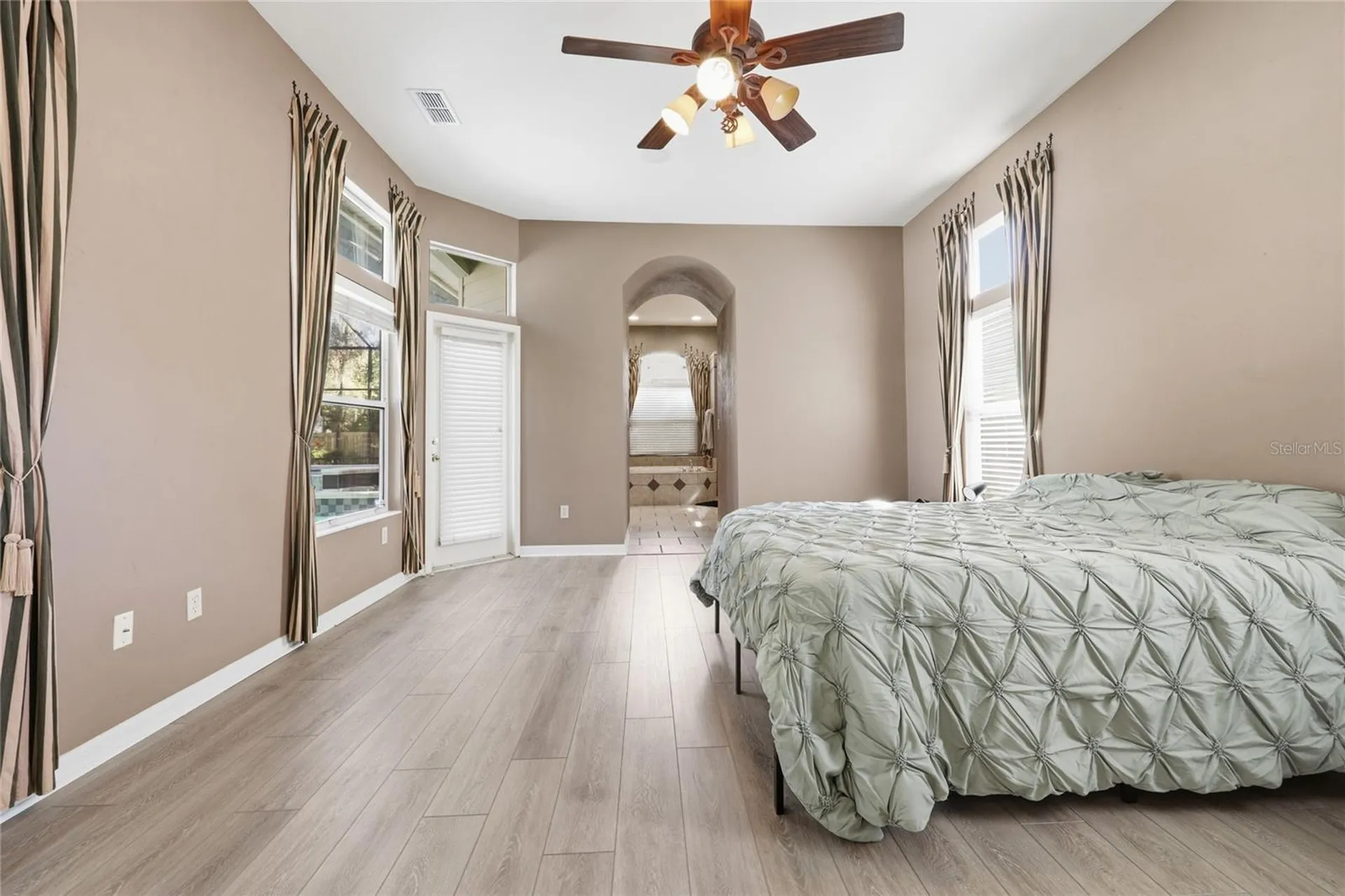 9605 SW 33rd Lane Gainesville FL 32608