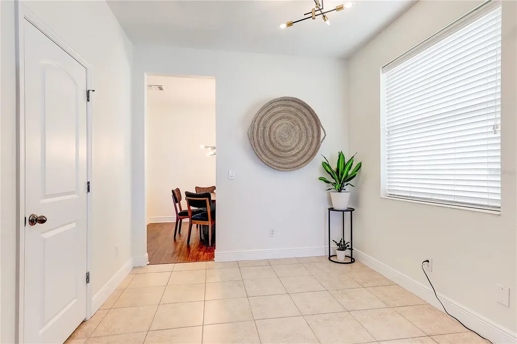 2410 Hawks Point Court Ruskin FL 33570