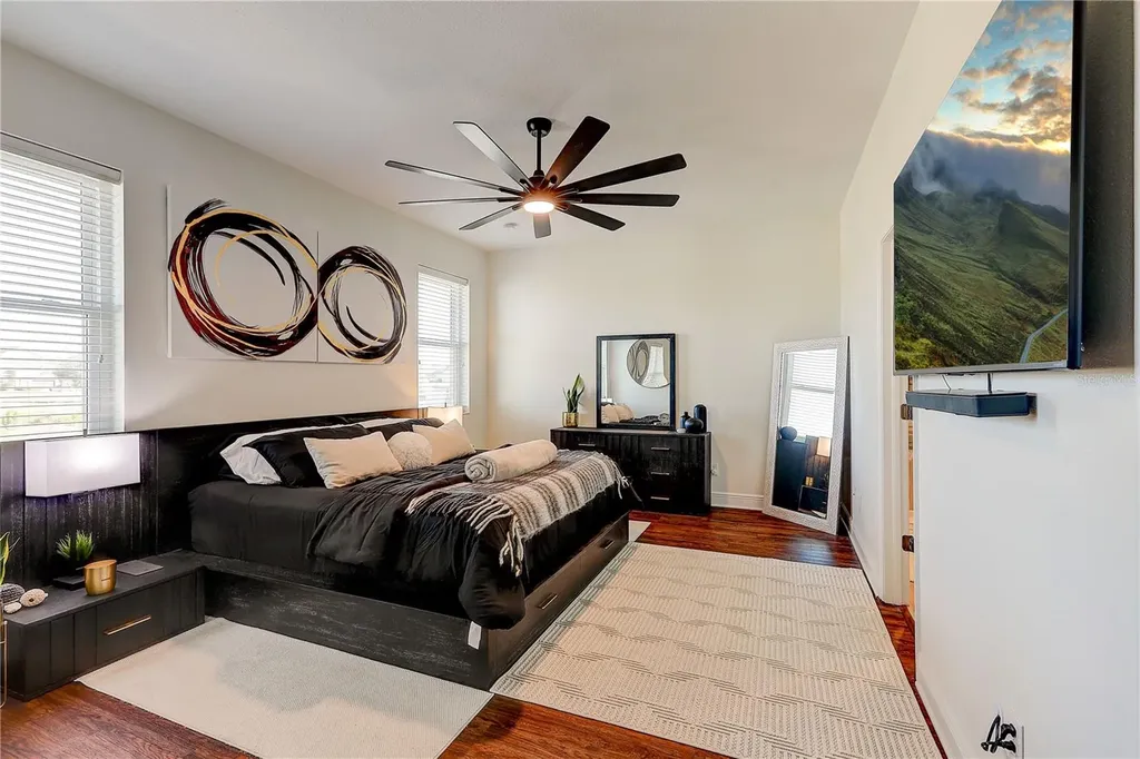 2410 Hawks Point Court Ruskin FL 33570