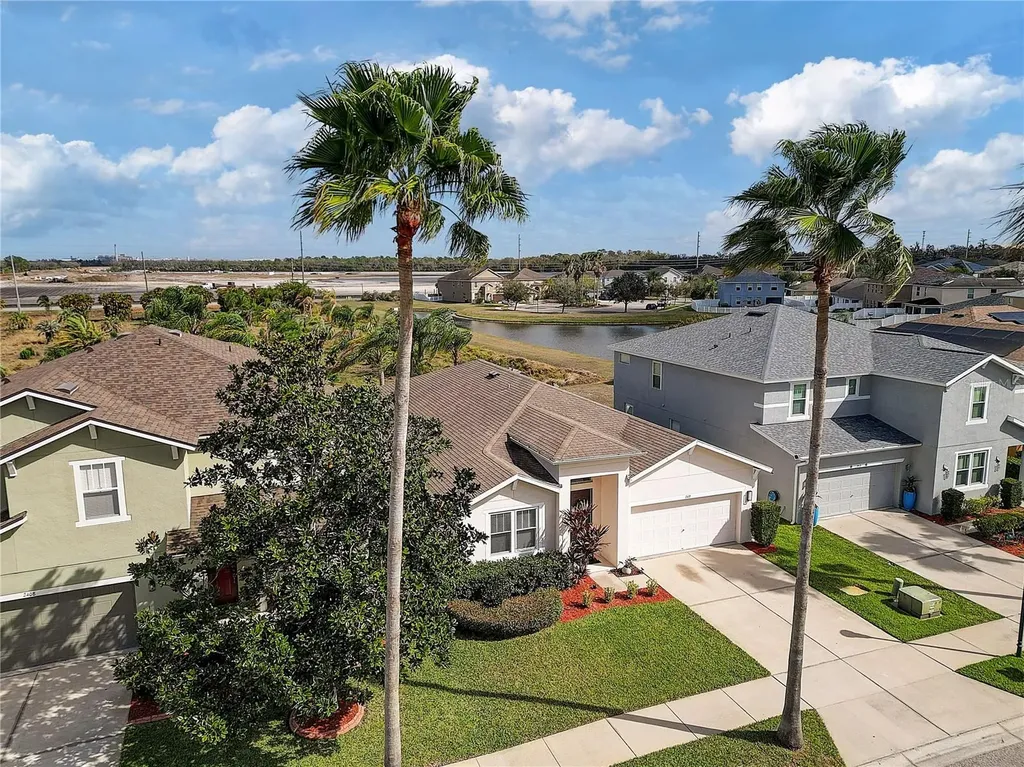 2410 Hawks Point Court Ruskin FL 33570