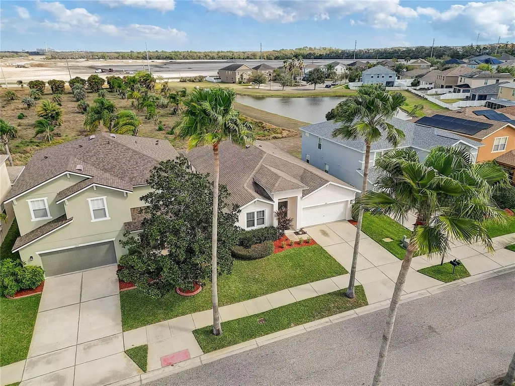 2410 Hawks Point Court Ruskin FL 33570