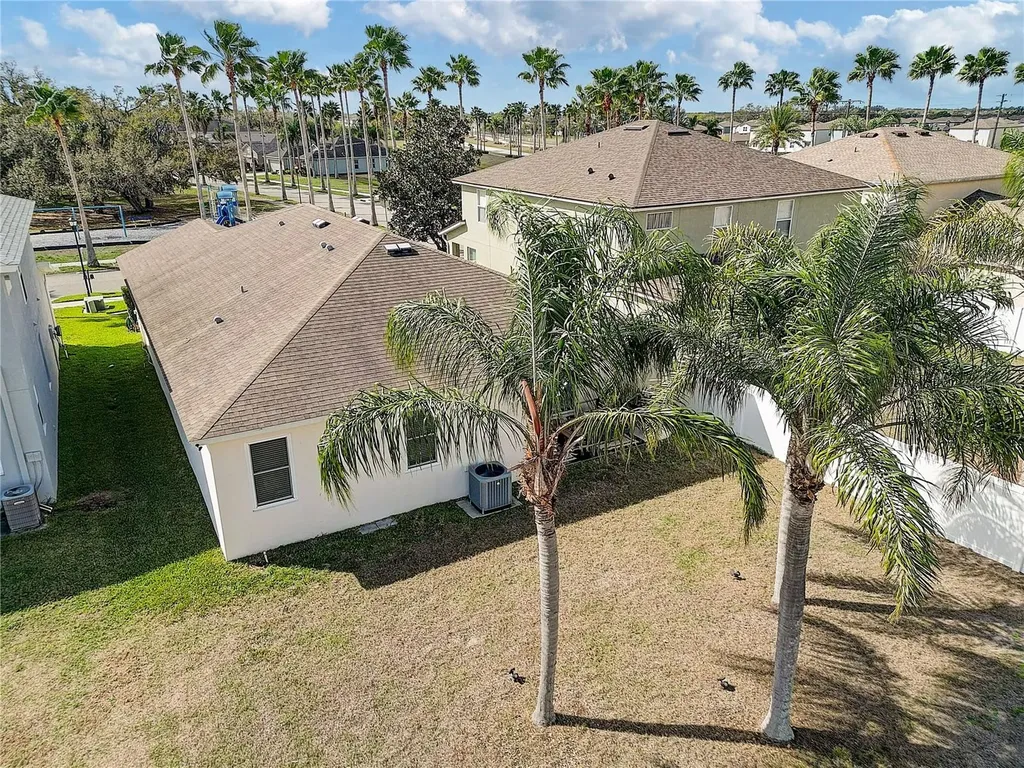 2410 Hawks Point Court Ruskin FL 33570