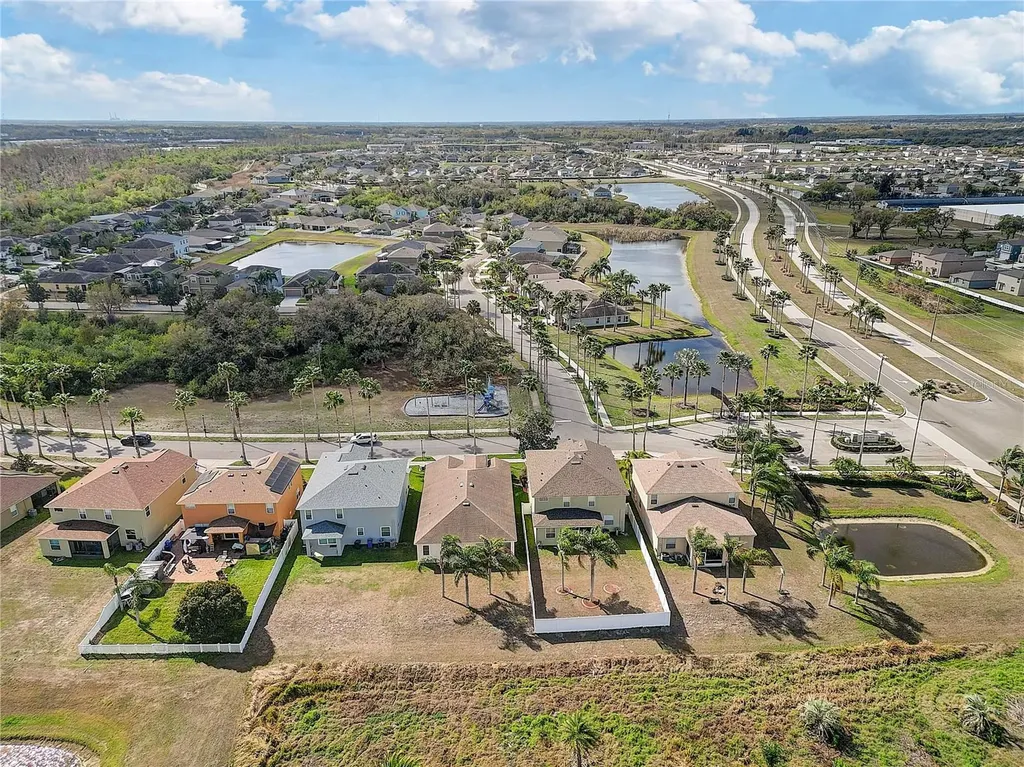 2410 Hawks Point Court Ruskin FL 33570