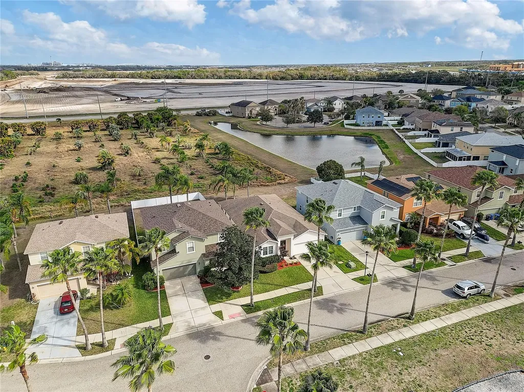 2410 Hawks Point Court Ruskin FL 33570