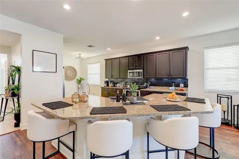 2410 Hawks Point Court Ruskin FL 33570