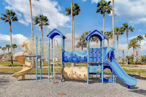 2410 Hawks Point Court Ruskin FL 33570