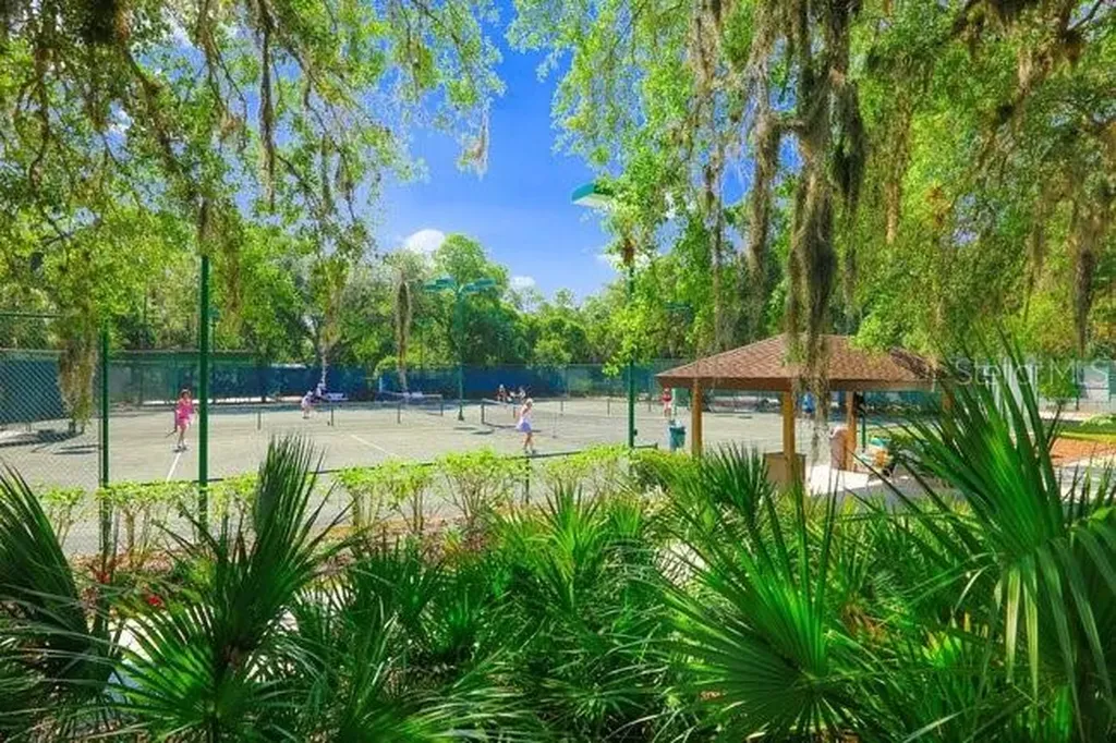 4574 Ringwood Meadow Sarasota FL 34235