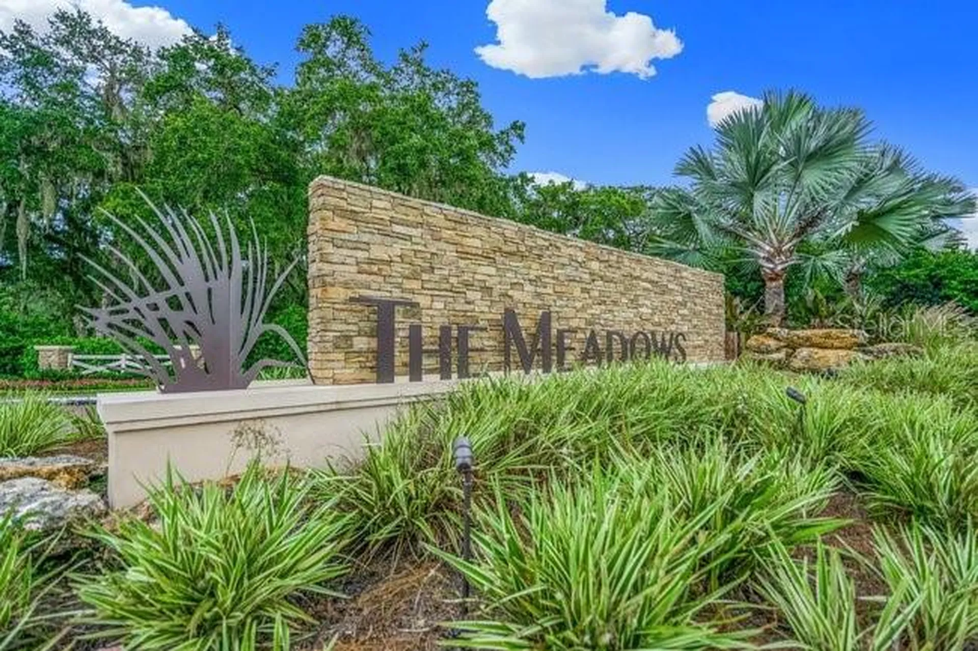 4574 Ringwood Meadow Sarasota FL 34235