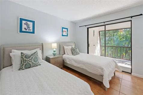 4574 Ringwood Meadow Sarasota FL 34235