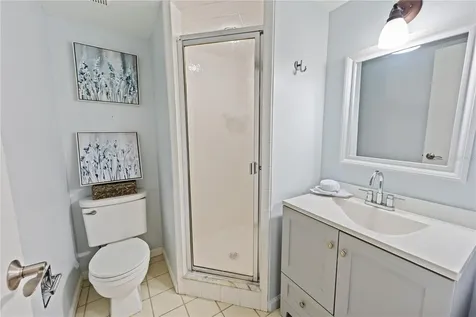 4574 Ringwood Meadow Sarasota FL 34235