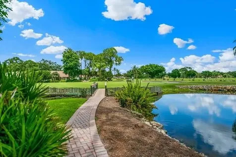 4574 Ringwood Meadow Sarasota FL 34235