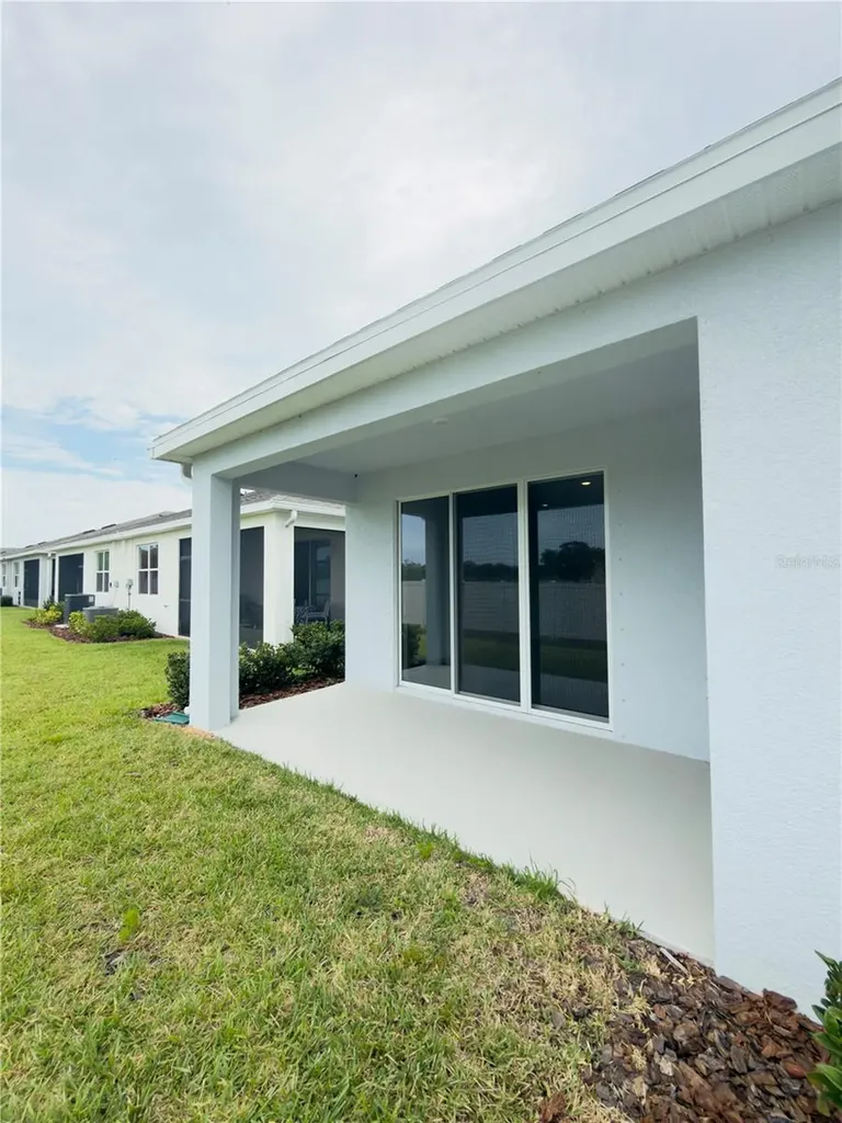 626 157th Court E Bradenton FL 34212