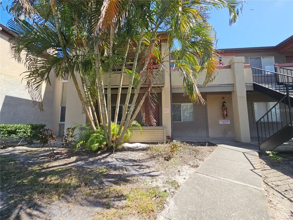 10265 Gandy Boulevard N St Petersburg FL 33702