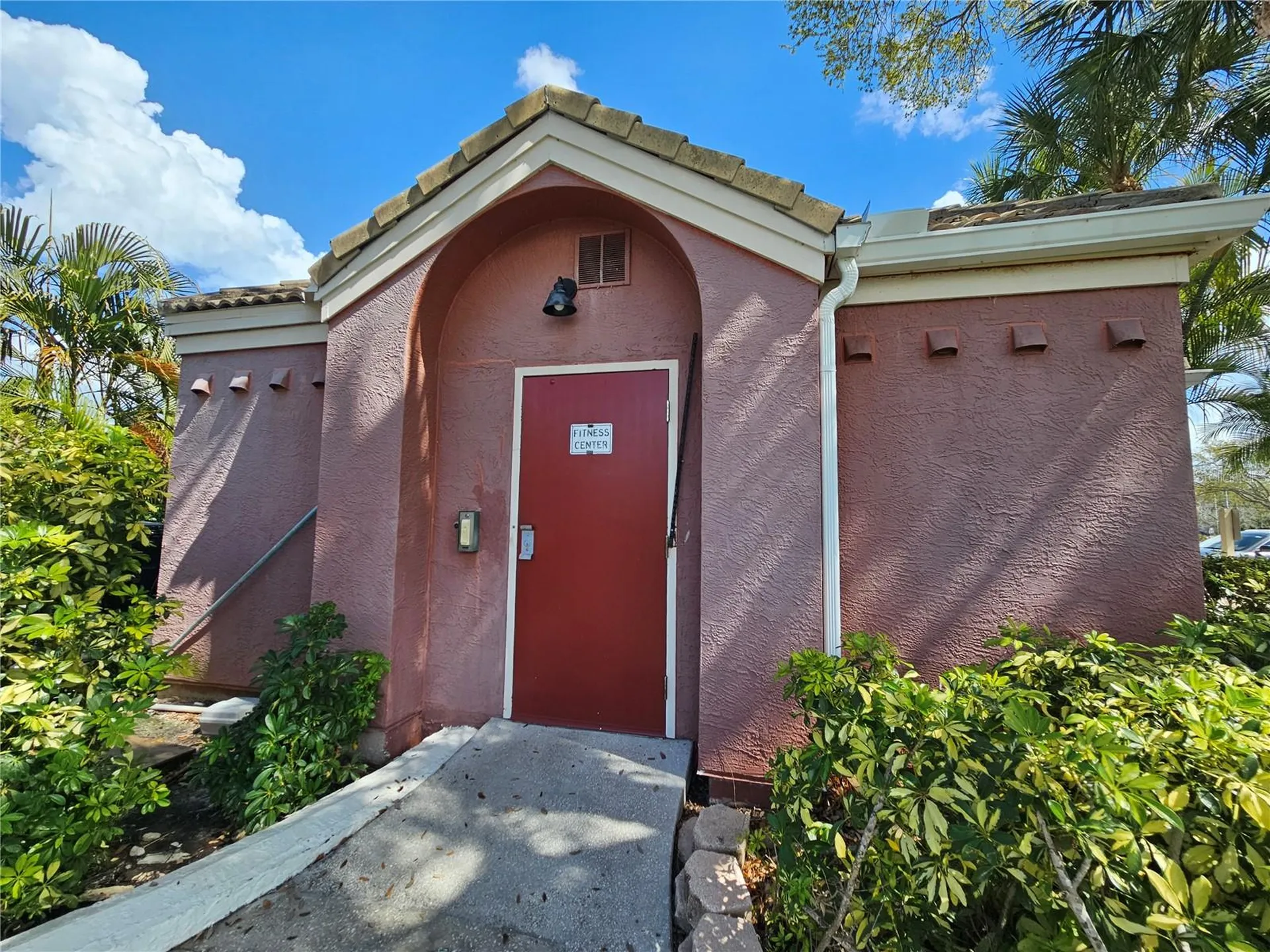 10265 Gandy Boulevard N St Petersburg FL 33702