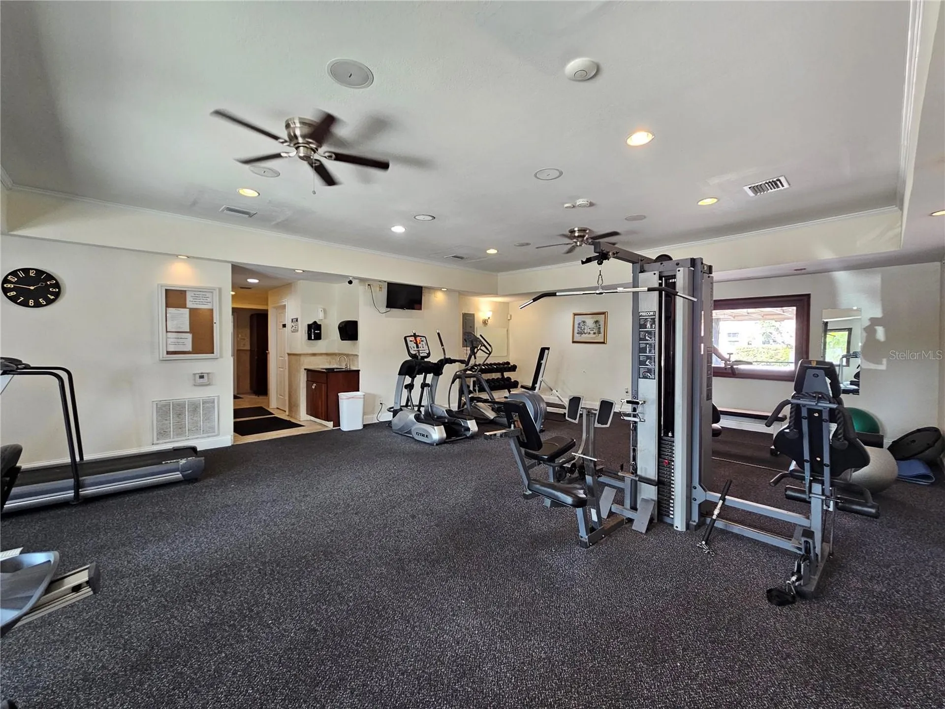 10265 Gandy Boulevard N St Petersburg FL 33702