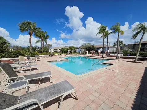 10265 Gandy Boulevard N St Petersburg FL 33702