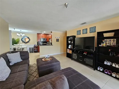 10265 Gandy Boulevard N St Petersburg FL 33702