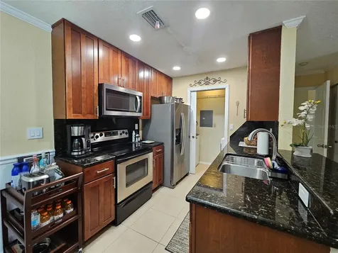 10265 Gandy Boulevard N St Petersburg FL 33702