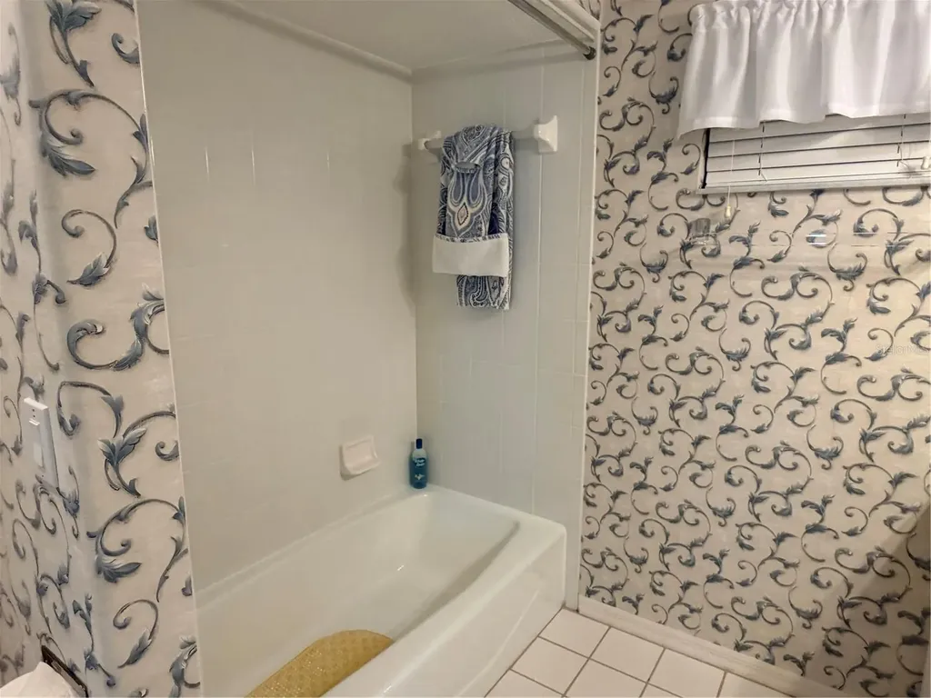 6617 Seven Pines Drive Bradenton FL 34203