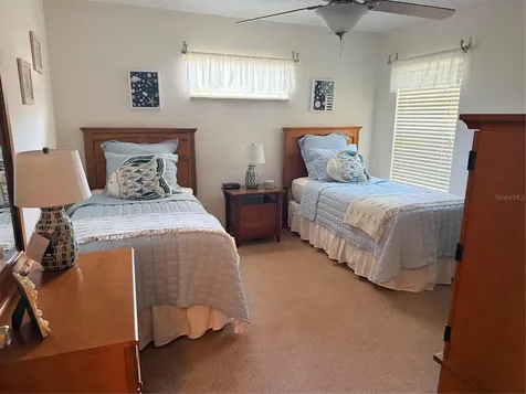 6617 Seven Pines Drive Bradenton FL 34203
