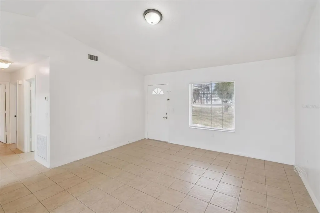 11045 Pine Street Leesburg FL 34788