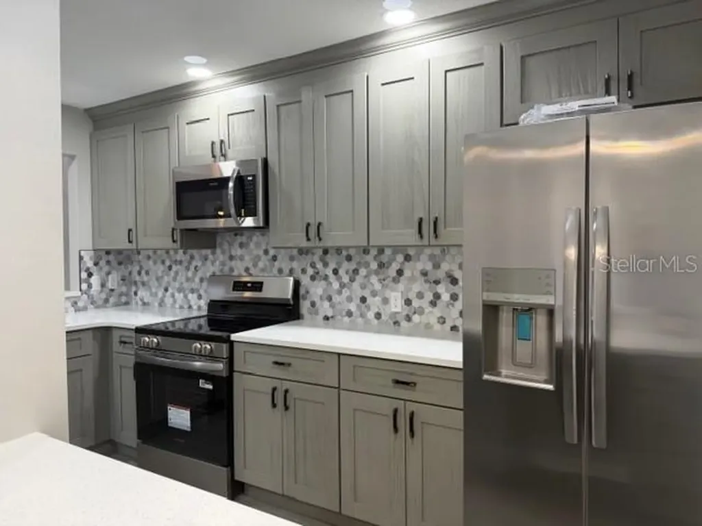 2465 SE 18th Circle Ocala FL 34471