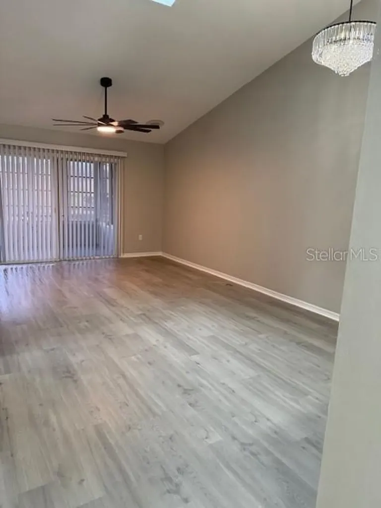 2465 SE 18th Circle Ocala FL 34471