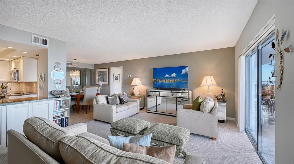 101 Benjamin Franklin Drive Sarasota FL 34236