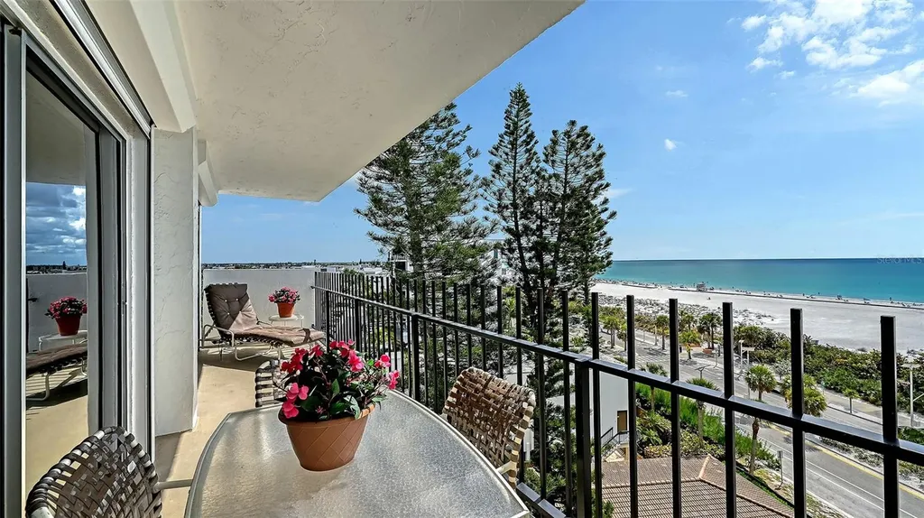 101 Benjamin Franklin Drive Sarasota FL 34236